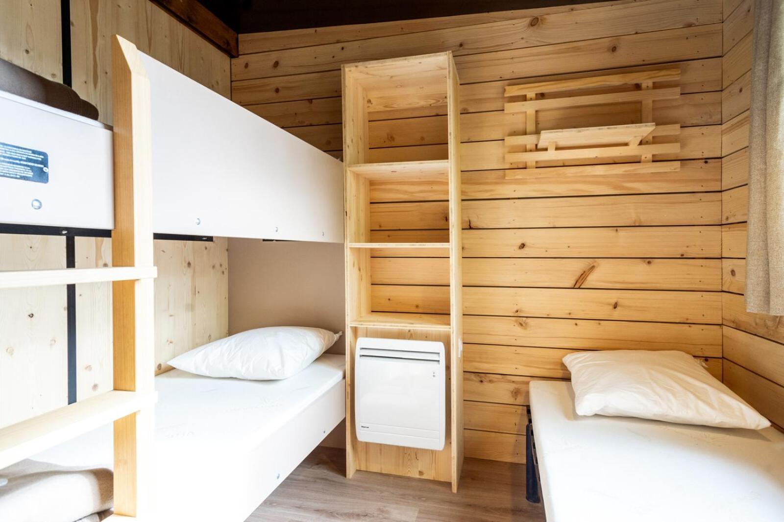 Huttopia Lac D'Aiguebelette Saint-Alban-de-Montbel Habitación foto